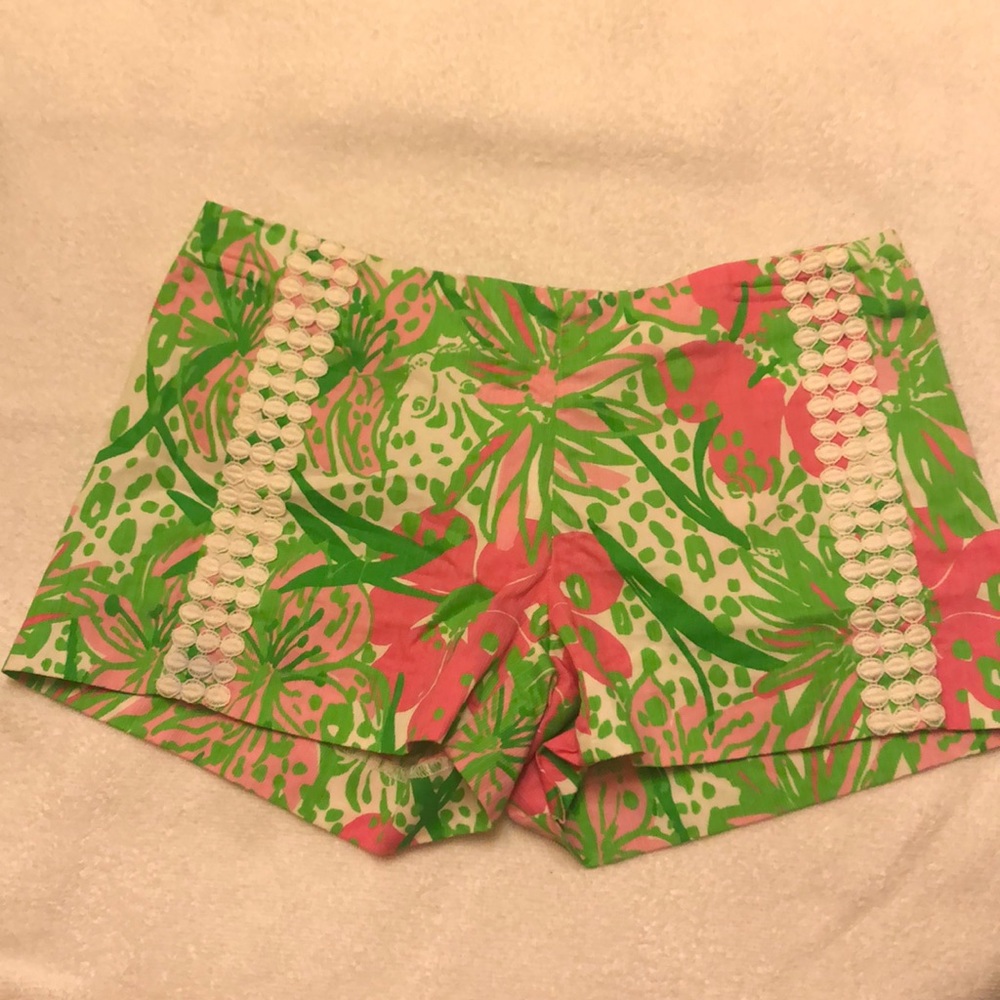 LILLY PULITZER shorts super cute!